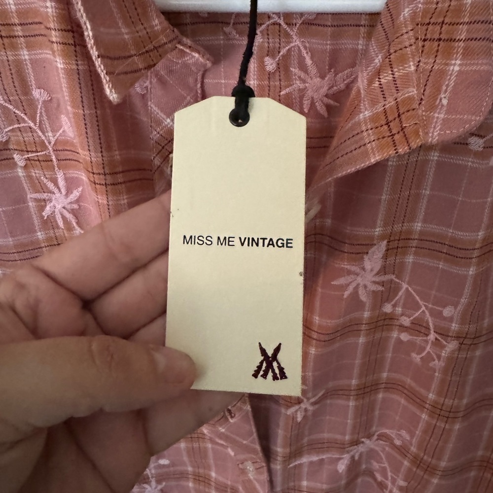 NEW Miss Me MM Vintage Embroidered Floral Plaid Top Pink Mauve Long Sleeve - Picture 7 of 7